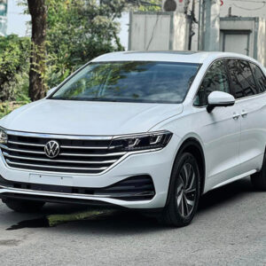 Volkswagen Viloran Premium