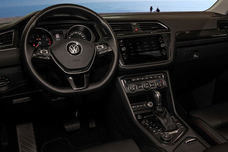 Volkswagen Tiguan Allspace 2.0L - Hình 15